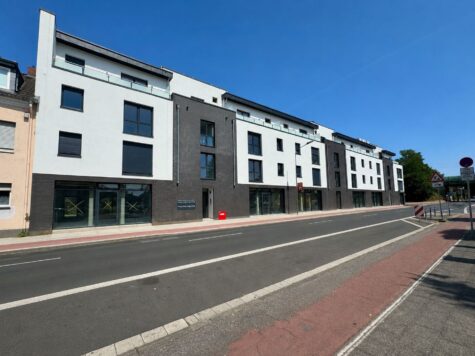 Neubauprojekt Jülicher Landstraße mit 18 Mietwohnungen und 5 Gewerbeeinheiten, 41464 Neuss, Etagenwohnung