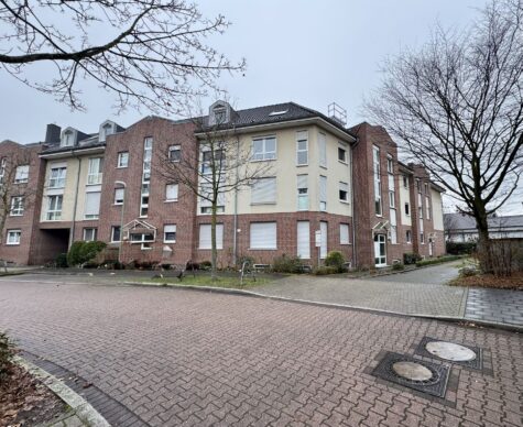 Gepflegte 3-Zimmerwohnung mit Balkon, 41462 Neuss, Etagenwohnung