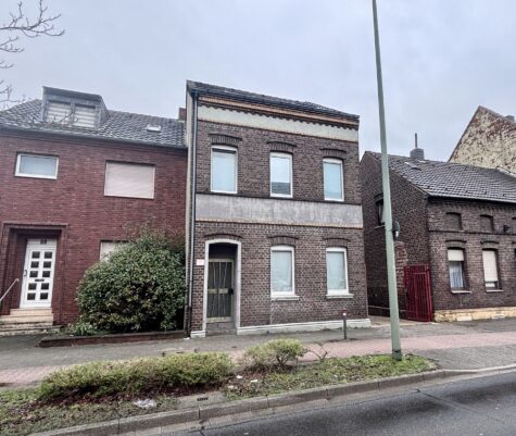 Gepflegtes Mehrfamilienhaus mit 6 Wohneinheiten im Neusser Norden, 41462 Neuss, Mehrfamilienhaus