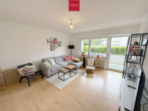 Kaarst: Zentrale und helle 3-Zimmerwohnung mit Balkon und modernem Tageslichtbadezimmer, 41564 Kaarst, Erdgeschosswohnung