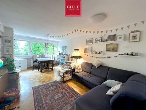 Wohnen direkt am Ostpark: Schöne u. gepflegte 3-Zimmerwohnung mit Wannenbad u. 2 Balkonen, 40629 Düsseldorf, Wohnung