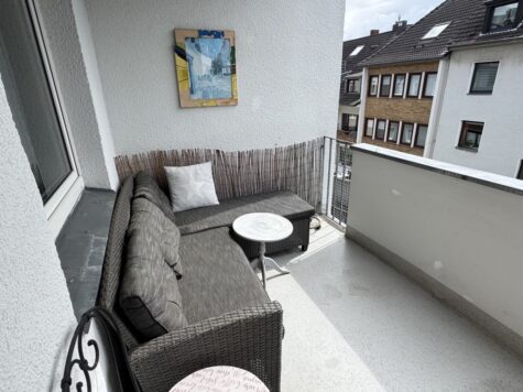 Traumhafte 3-Zi.-ETW mit zwei Balkonen, 40476 Düsseldorf, Etagenwohnung