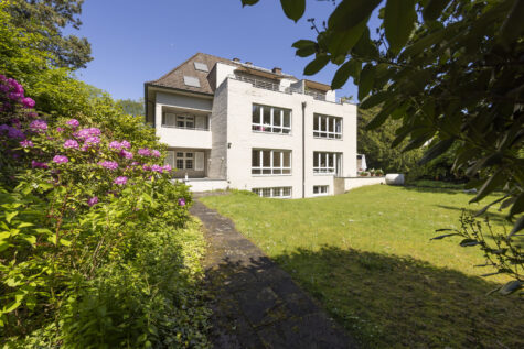 Großzügige Erdgeschosswohnung mit Garten in Bestlage direkt am Neusser Stadtgarten, 41464 Neuss, Erdgeschosswohnung