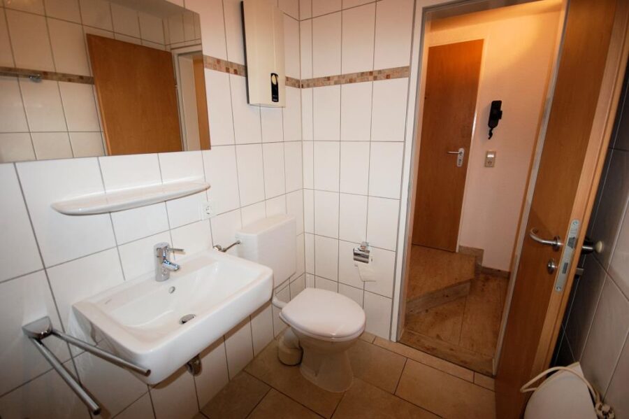 Renoviertes 1-Zi.-Appartement mit Terrasse - Foto 3