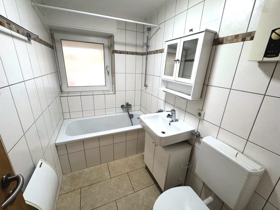 Renoviertes 1-Zi.-Appartement mit Terrasse - Foto 2