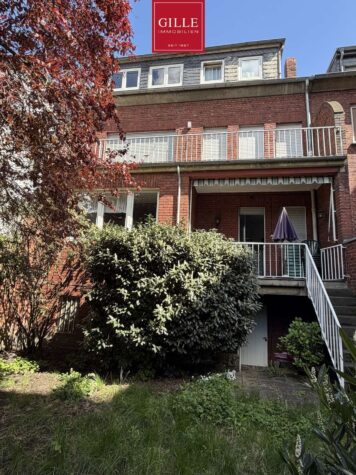 Neuss-Innenstadt: Großzügiges Stadthaus als Einfamilienhaus mit Einliegerwohnung und Garage, 41460 Neuss, Zweifamilienhaus