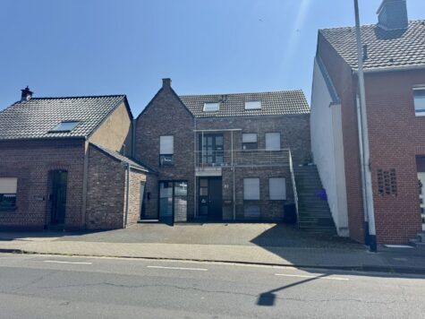 Maisonette-Wohnung mit großer Dachterrasse in Holzheim, 41472 Neuss, Maisonettewohnung
