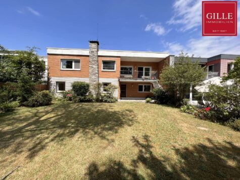 Neuss-Pomona: Großes Einfamilienhaus in familienfreundlicher u. stadtnaher Lage, sofort frei !!!, 41464 Neuss, Reihenmittelhaus
