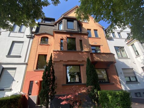 Neuss – Dreikönigenviertel! Stadtnahes und großzügiges Wohnen wunderbar vereint!, 41464 Neuss, Dachgeschosswohnung