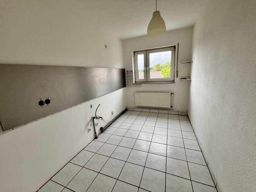 Helle Dachgeschosswohnung mit Loggia - Photo 3