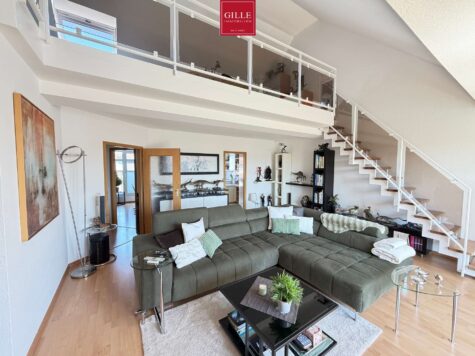 Düsseldorf-Itter: Sehr helle und extrem gepflegte 3- bis 4-Zimmer-Maisonette-Whg. mit Dachterrasse !, 40589 Düsseldorf, Etagenwohnung