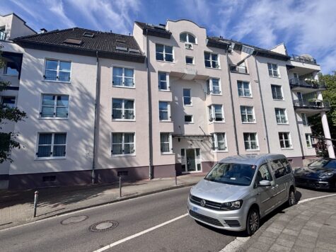 Großzügige und helle Maisonettewohnung mit Aufzug und zwei Bädern in der Neusser Innenstadt, 41460 Neuss, Maisonettewohnung