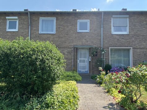 Neuss, gepflegtes EIN FAMILIEN HAUS zum Wohlfühlen in beliebter Wohngegend! Provisionsfrei!, 41464 Neuss (DE), Reihenhaus