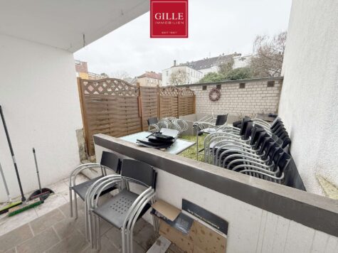 Hobbyhandwerker aufgepasst! Renovierungsbedürftige 3-Zimmerwohnung mit kleinem Garten in Krefeld, 47798 Krefeld, Erdgeschosswohnung