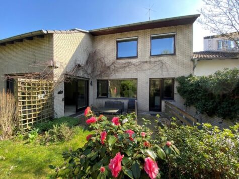 Neuss Norf – Einfamilienhaus mit schönem Gartengrundstück in gefragter Wohngegend!, 41469 Neuss, Einfamilienhaus
