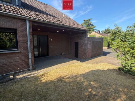 Kaarst-Holzbüttgen: Familienfreundliches Einfamilienhaus mit schönem großem Garten und Garage, 41564 Kaarst, Doppelhaushälfte
